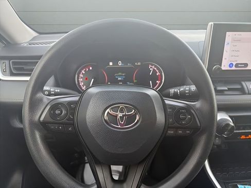 Used 2024 Toyota RAV4 XLE image 19