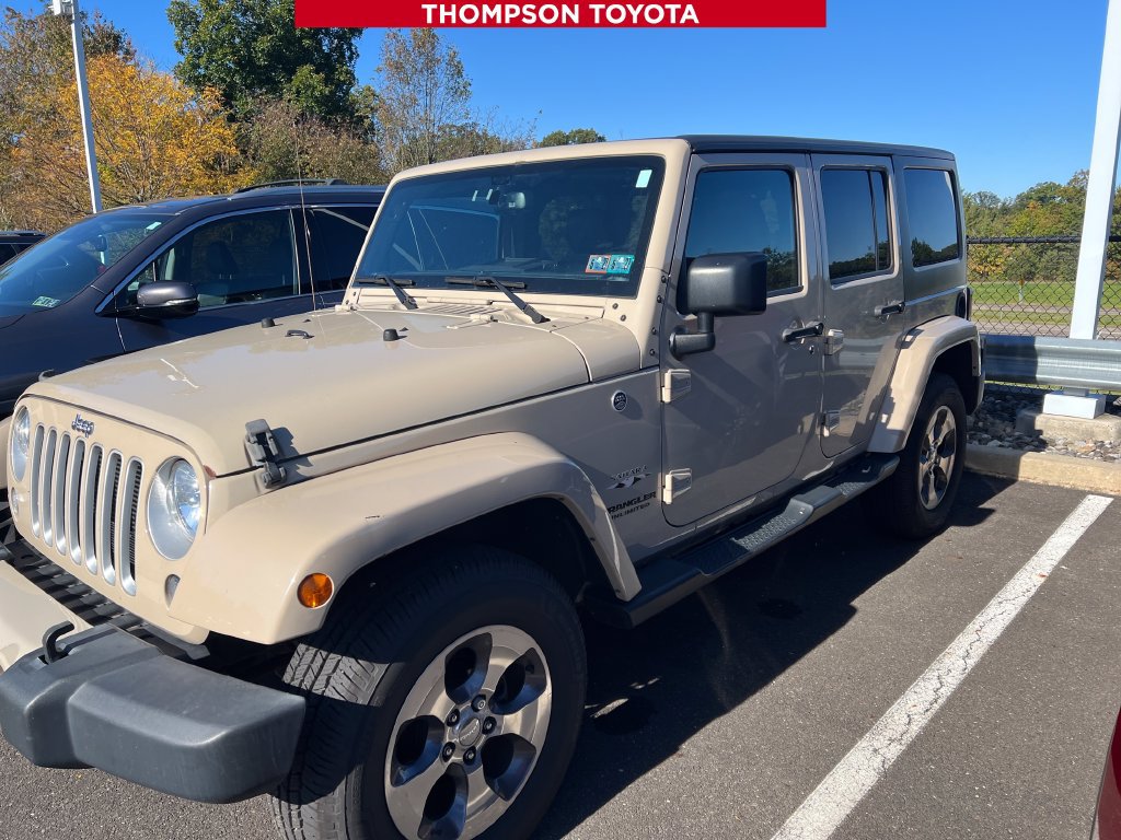 Used 2016 Jeep Wrangler Unlimited Sahara w/ Connectivity Group AWD/4WD image 1