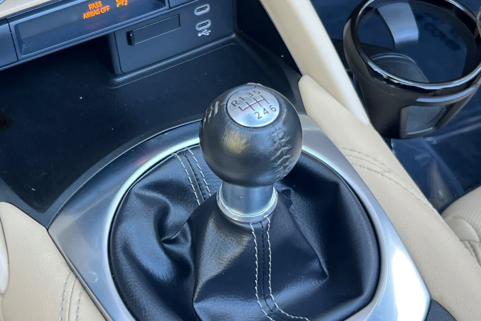 Used 2024 MAZDA MX-5 Miata Grand Touring RWD image 21