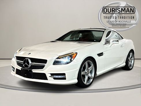 Used 2015 Mercedes-Benz SLK 350 image 2