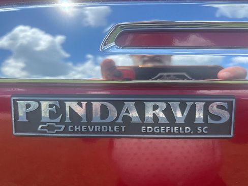 Used 2024 Chevrolet Tahoe Premier w/ Premium Package AWD/4WD image 4
