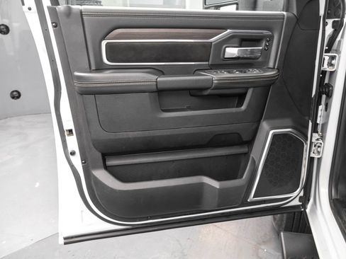 Used 2025 RAM 3500 Laramie w/ Night Edition image 32