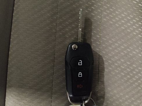 Used 2020 Ford EcoSport S FWD image 32