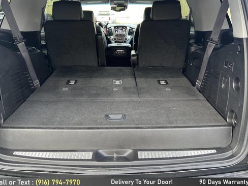 Used 2015 GMC Yukon Denali w/ Premium Package image 12