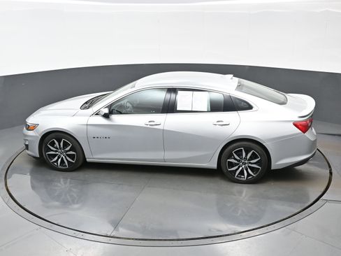 Used 2020 Chevrolet Malibu RS FWD image 36