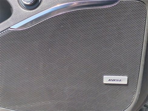 Used 2024 Buick Enclave Premium image 24