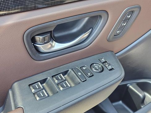 Used 2025 Honda Pilot Elite image 25
