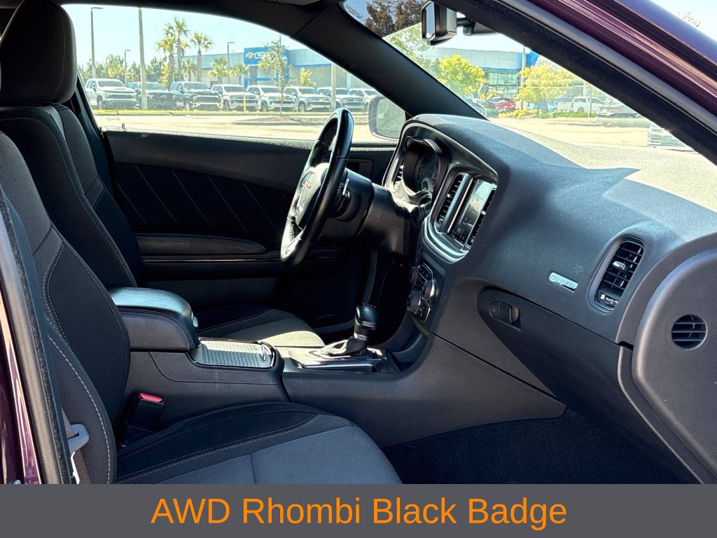 Used 2022 Dodge Charger SXT w/ Blacktop Package AWD/4WD image 23