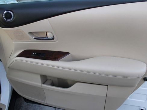 Used 2013 Lexus RX 350 FWD image 17