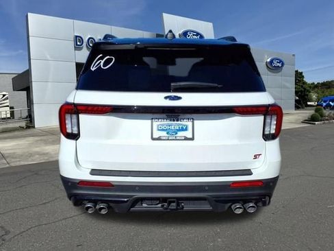 Certified 2025 Ford Explorer ST AWD/4WD image 10