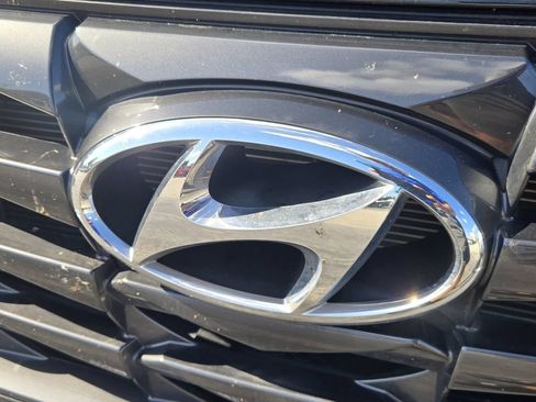 Certified 2023 Hyundai Tucson SEL w/ Convenience Package FWD image 11