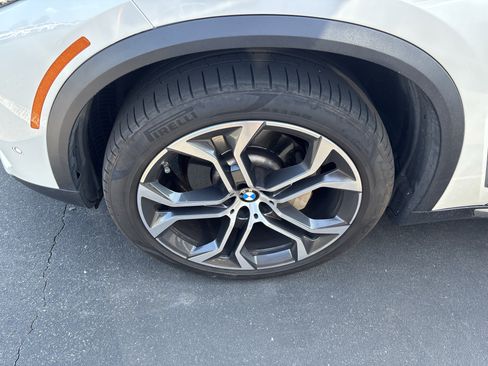 Used 2022 BMW X5 sDrive40i w/ Premium Package RWD image 29