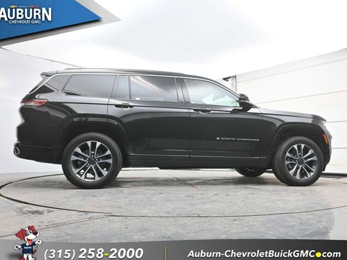 Used 2024 Jeep Grand Cherokee L Overland w/ Trailer Tow Package image 21