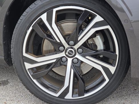 Used 2024 Volvo S60 B5 Plus FWD image 10