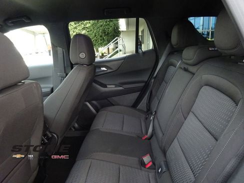 New 2026 Chevrolet Equinox LT w/ Safety and Technology Package FWD image 20