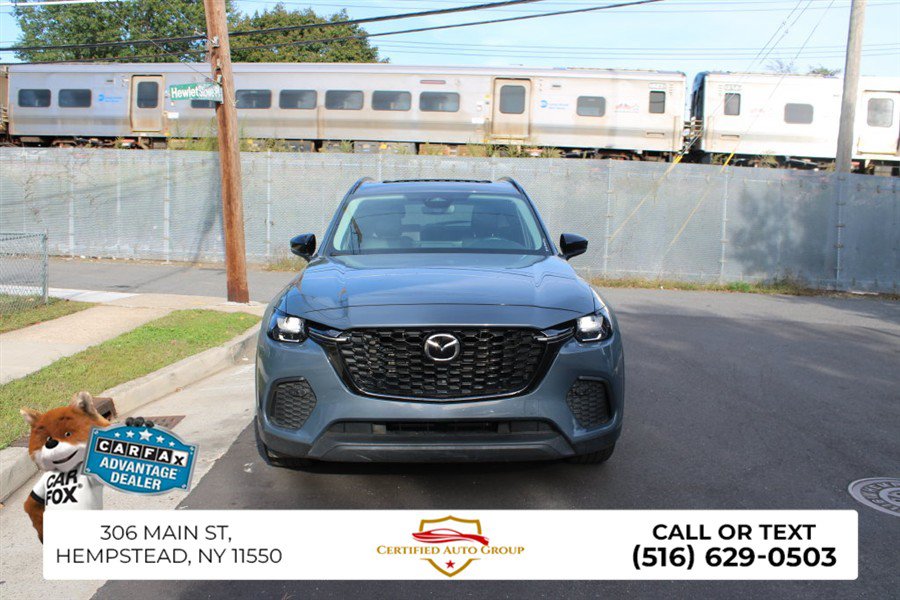 Used 2025 MAZDA CX-70 3.3 Turbo w/ Preferred Package AWD/4WD image 3