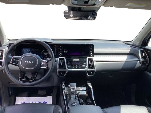 Used 2023 Kia Sorento SX AWD/4WD image 12