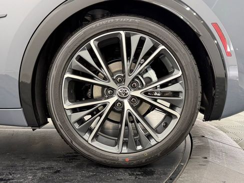 Used 2026 Toyota Prius XLE image 12