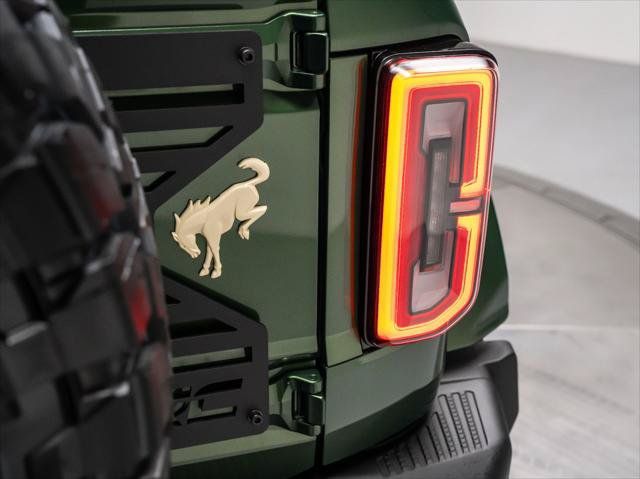 New 2025 Ford Bronco Badlands w/ Sasquatch Package AWD/4WD image 16
