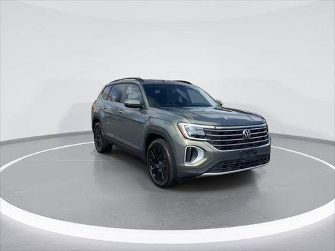 New 2026 Volkswagen Atlas SE AWD/4WD image 2