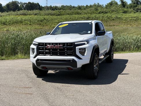 Used 2024 GMC Canyon AT4 w/ AT4 Premium Package AWD/4WD image 1