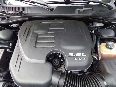 Used 2018 Dodge Challenger SXT Plus image 39