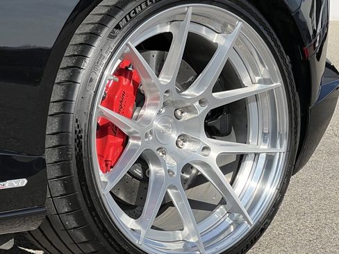 Used 2020 Lamborghini Huracan EVO image 13