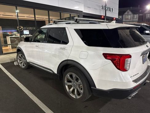 Used 2020 Ford Explorer Platinum w/ Premium Technology Package AWD/4WD image 6