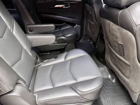 Used 2016 Cadillac Escalade ESV Platinum image 14