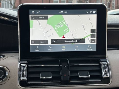 Used 2021 Lincoln Navigator Reserve w/ Luxury Package image 18