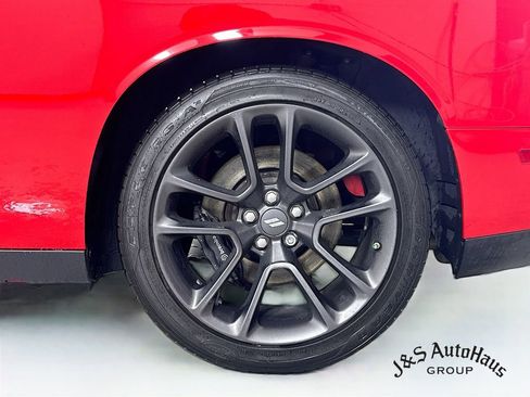 Used 2021 Dodge Challenger R/T Scat Pack w/ Plus Package image 36