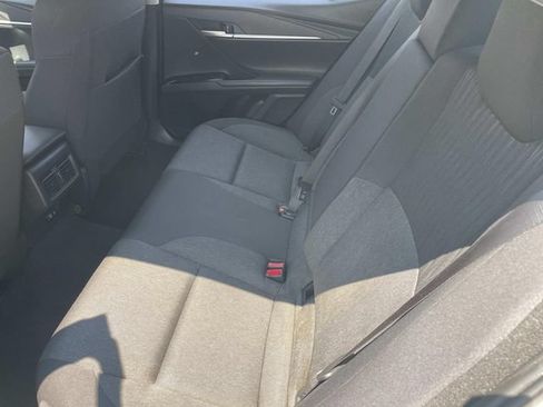 Used 2025 Toyota Camry LE FWD image 17