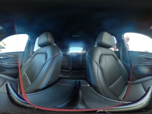 Used 2025 Buick Envista Sport Touring image 41