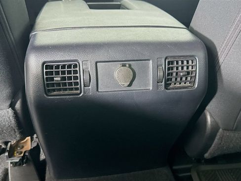 Used 2018 Toyota Tundra SR5 w/ SR5 Upgrade Package RWD image 24