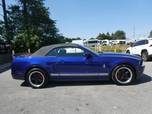 Used 2014 Ford Mustang Premium w/ Equipment Group 202A RWD image 4