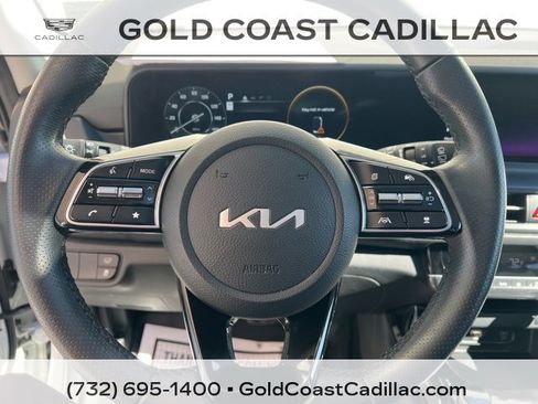 Used 2024 Kia Seltos SX w/ SX Sunroof Package image 18