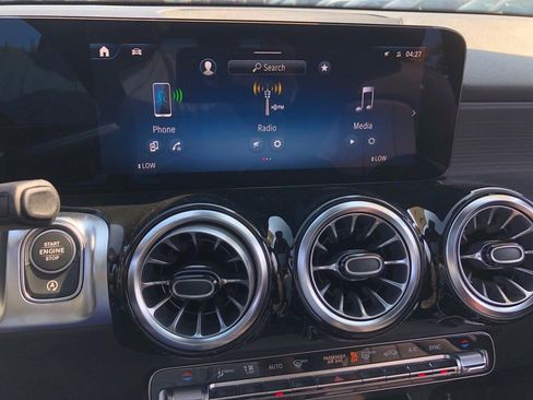 New 2026 Mercedes-Benz GLB 250 4MATIC image 25