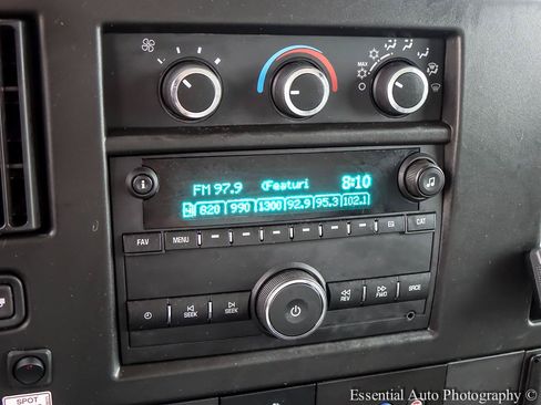 Used 2023 GMC Savana 3500 w/ Power Convenience Package RWD image 13