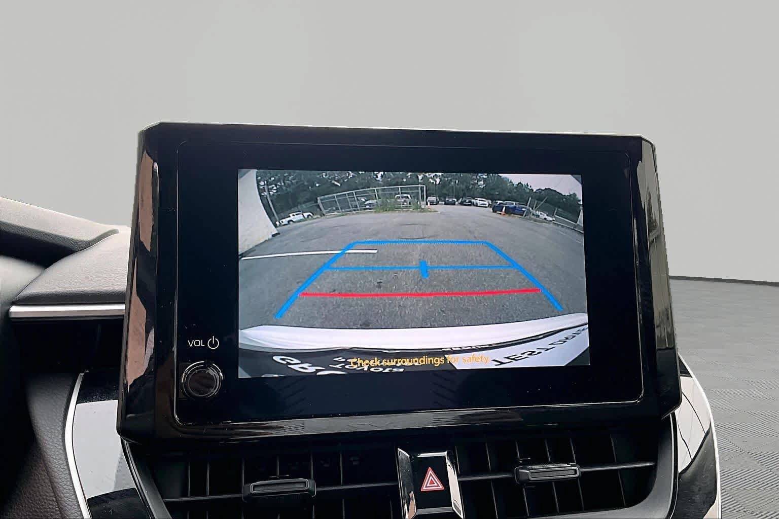 Used 2025 Toyota Corolla LE FWD image 27