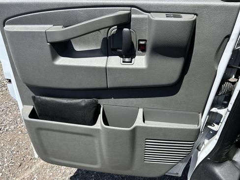 New 2025 GMC Savana 3500 w/ Power Convenience Package RWD image 21