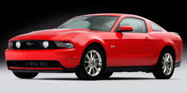 Used 2011 Ford Mustang GT RWD image 1