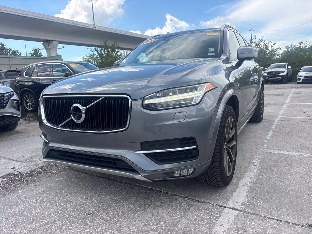Used 2018 Volvo XC90 T6 Momentum w/ Convenience Package AWD/4WD image 7