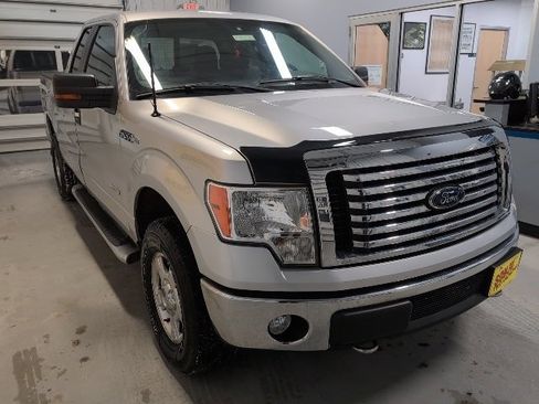 Used 2011 Ford F150 XLT w/ XLT Chrome Pkg image 9
