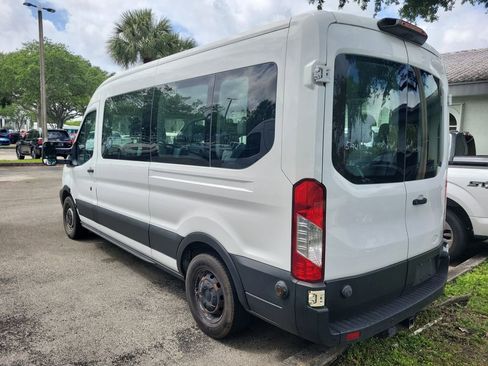 Used 2019 Ford Transit 350 XL image 4