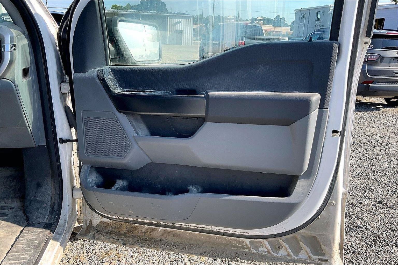 Used 2021 Ford F150 XL w/ Equipment Group 101A High RWD image 9