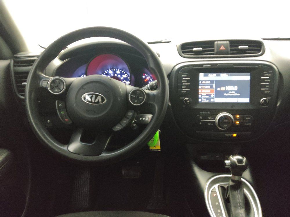 Used 2019 Kia Soul + FWD image 22