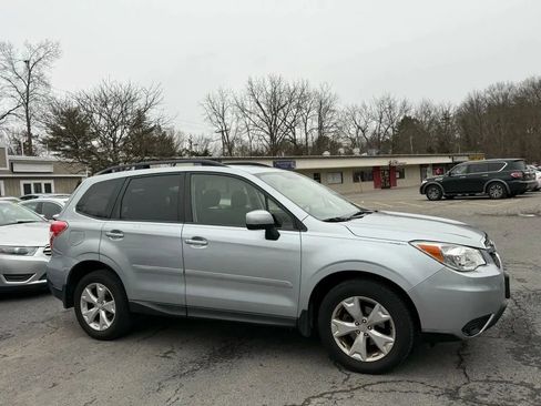 Used 2016 Subaru Forester 2.5i Premium w/ All-Weather Package image 4