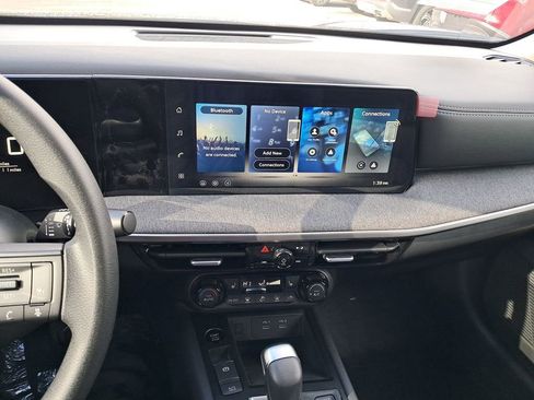 New 2026 Nissan Kicks SV w/ Charging Package image 18