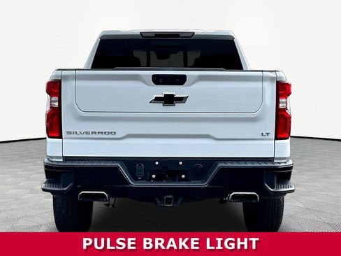 Used 2021 Chevrolet Silverado 1500 LT Trail Boss w/ Convenience Package II AWD/4WD image 5
