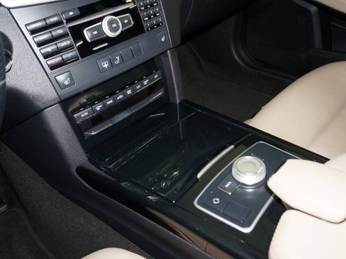 Used 2012 Mercedes-Benz E 350 Sedan image 28